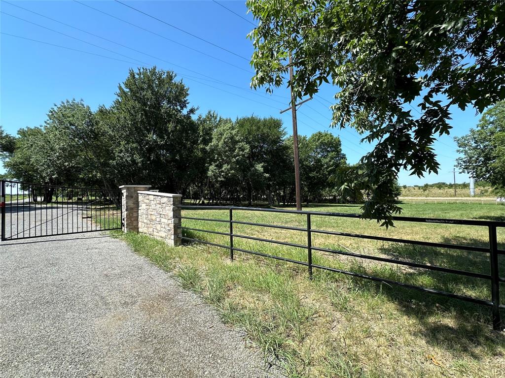 Lot 9, 1036 Waters Edge Drive Property Photo 4