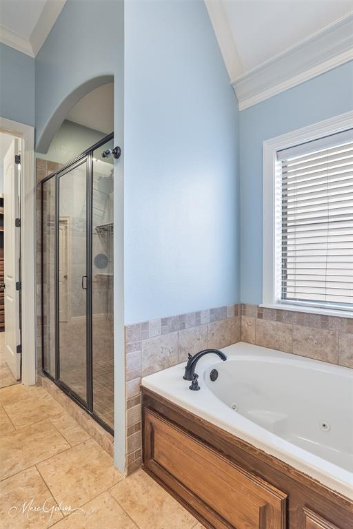 925 Royal Circle Property Photo 10