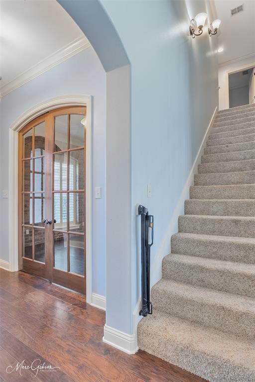 925 Royal Circle Property Photo 17