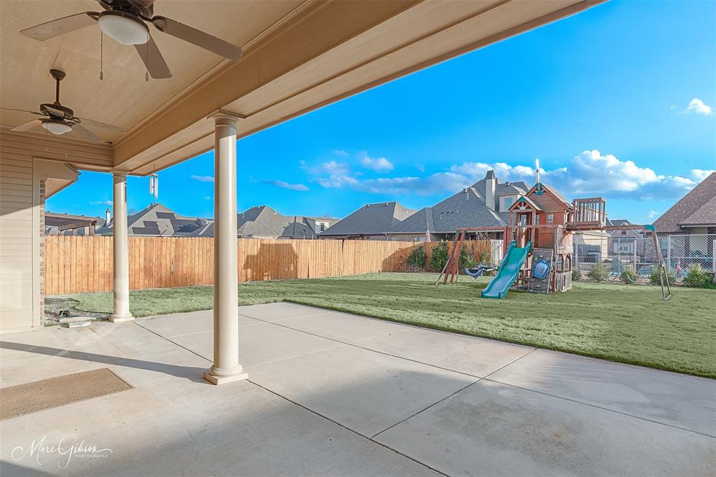 925 Royal Circle Property Photo 25
