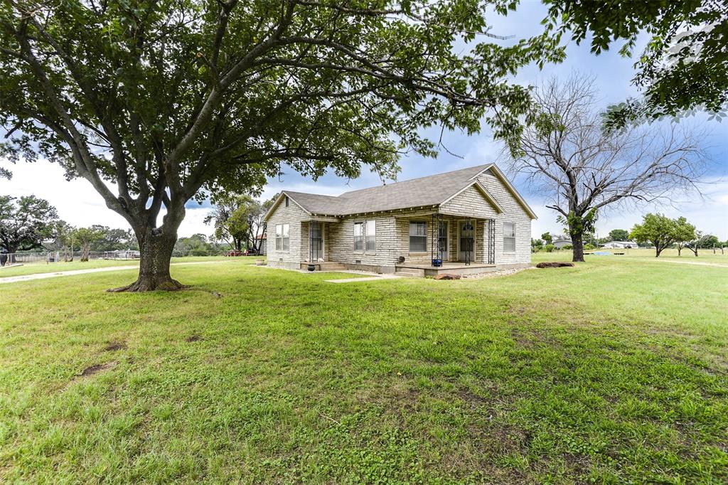 1145a Hill County Road 1458 Property Photo 12