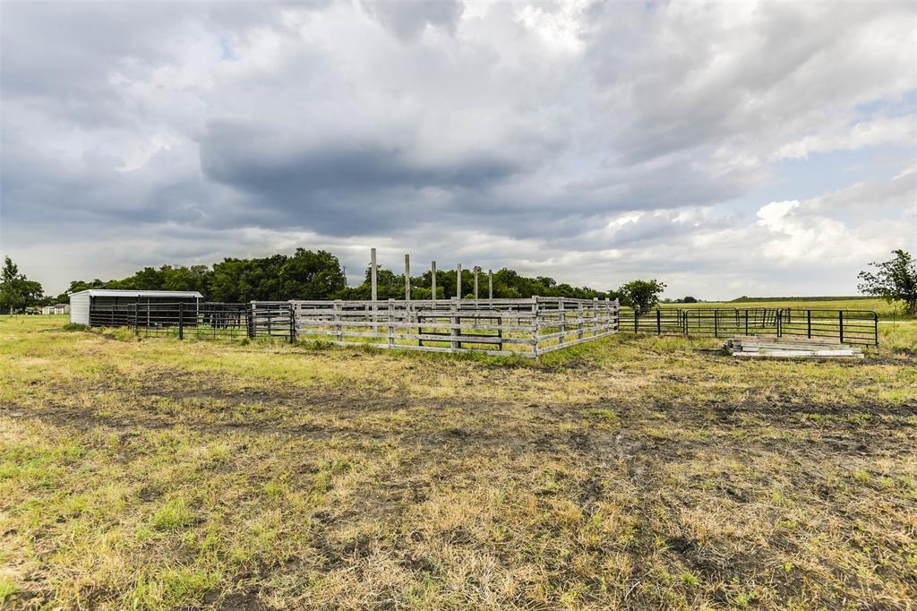 1145a Hill County Road 1458 Property Photo 14
