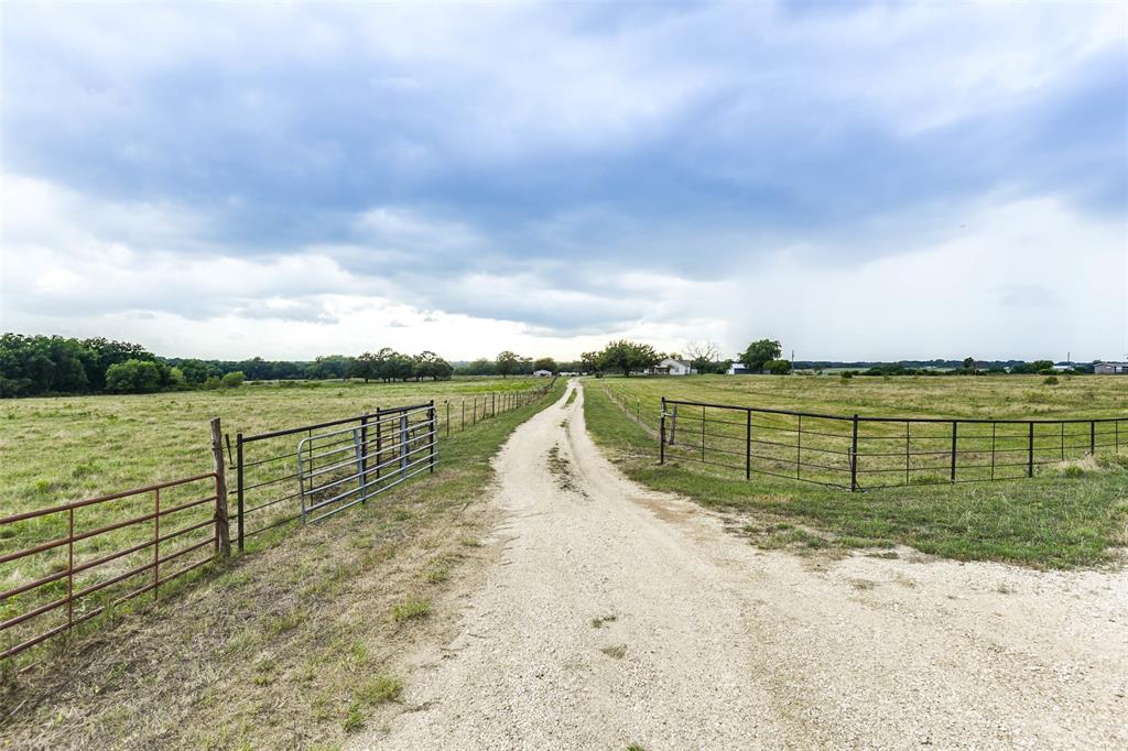 1145a Hill County Road 1458 Property Photo 25