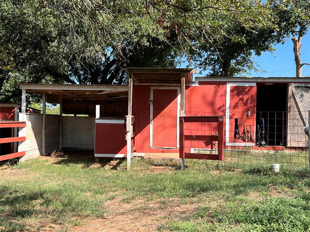 659 Fm 3050 Property Photo 15