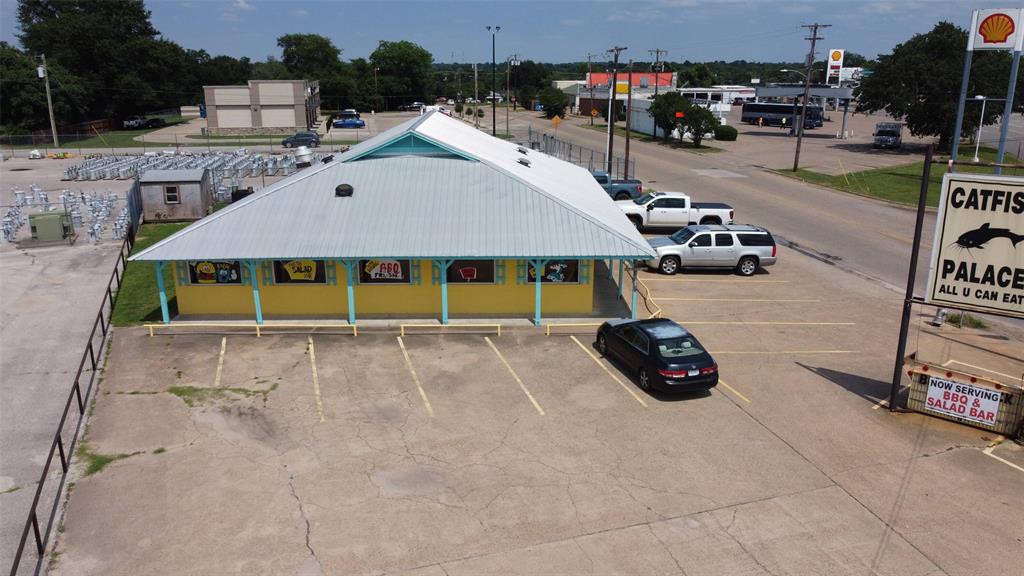 200 W 175 Highway Property Photo 8