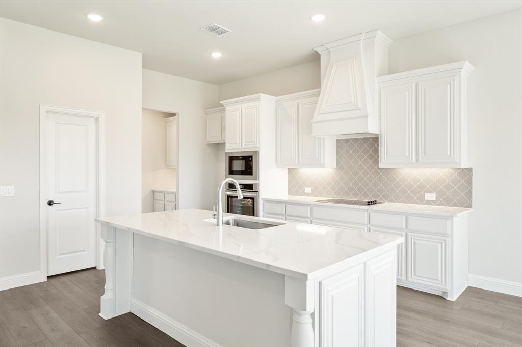 12705 Caliber Drive Property Photo 14