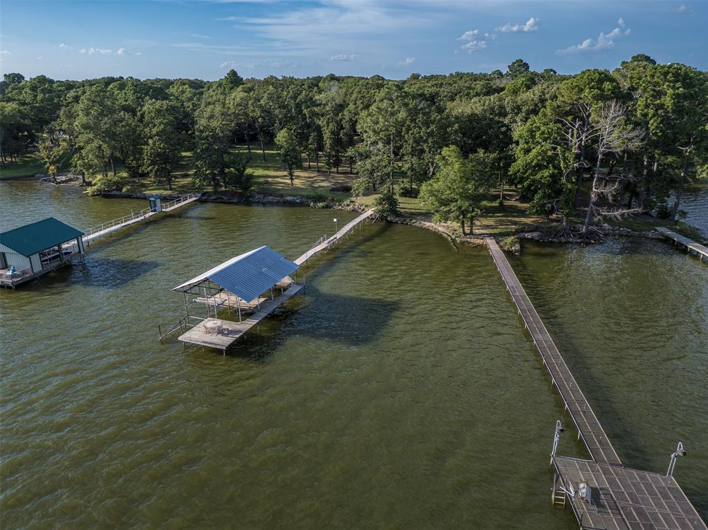 1457 Riverside Drive Property Photo 1