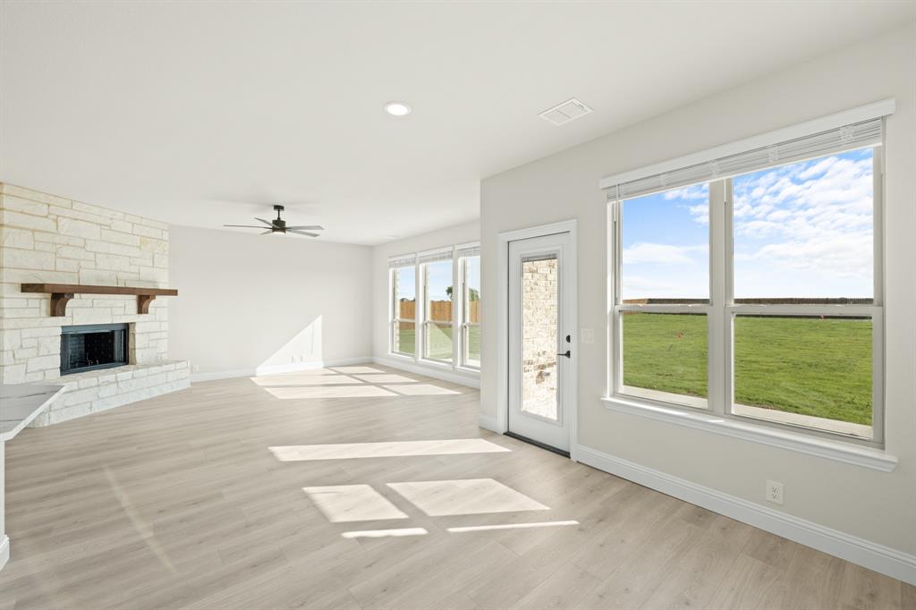 12736 Ruger Road Property Photo 13