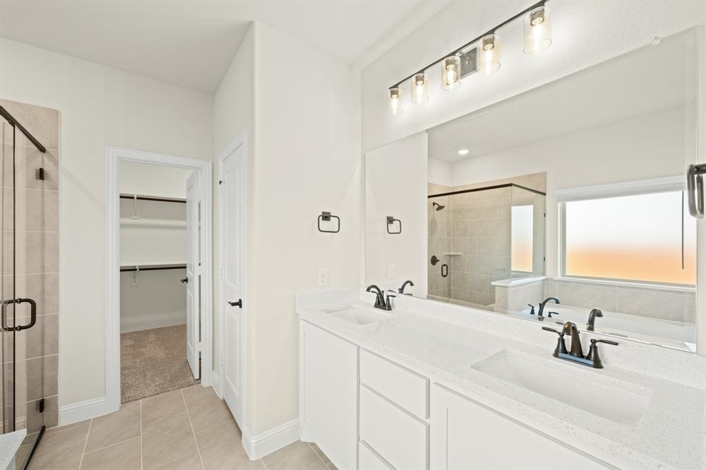 12736 Ruger Road Property Photo 22