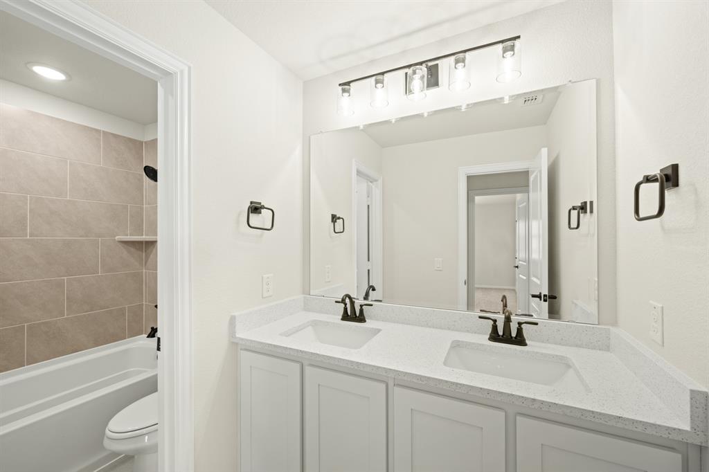 12736 Ruger Road Property Photo 35