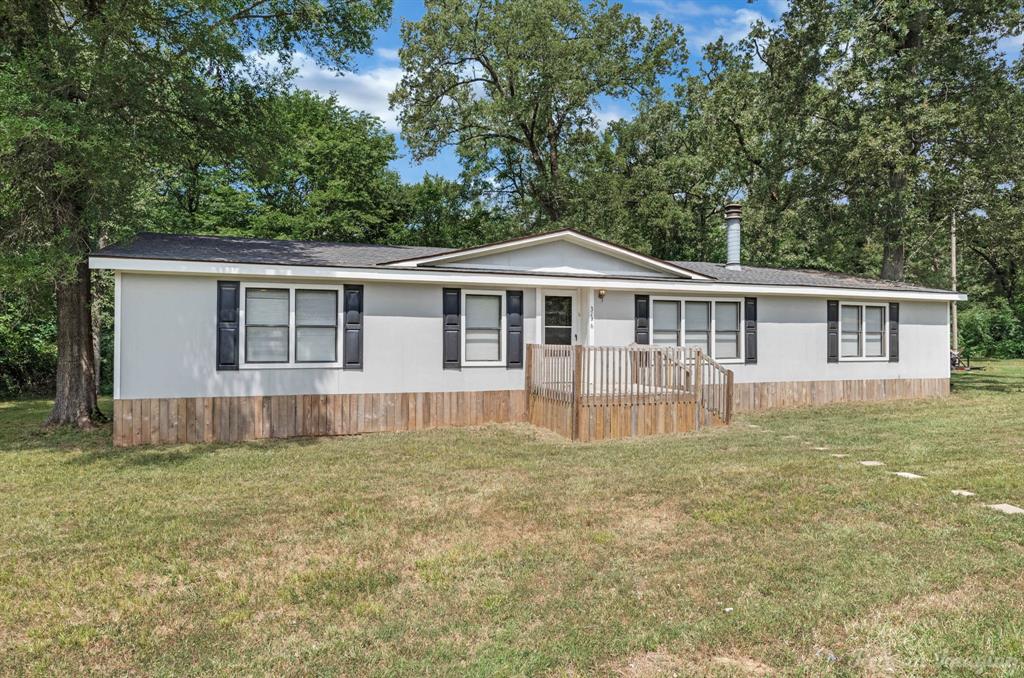 3176 Edson Boulevard Property Photo 1