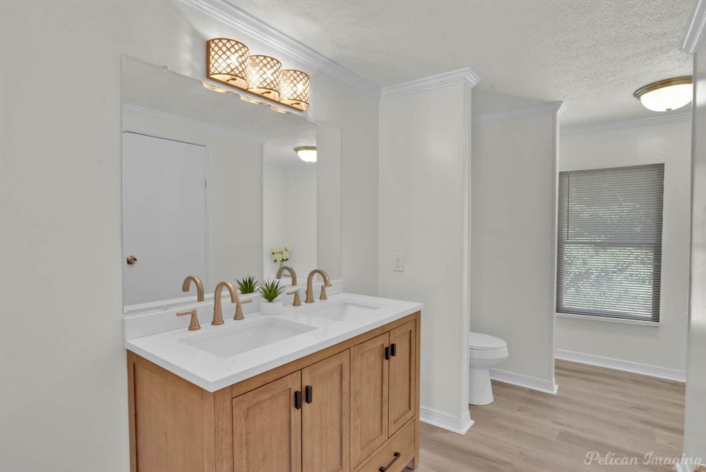 3176 Edson Boulevard Property Photo 14