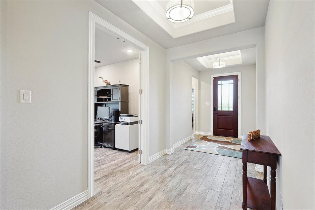 919 Alvero Place Property Photo 3