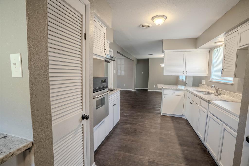 5712 Wentworth Street Property Photo 9