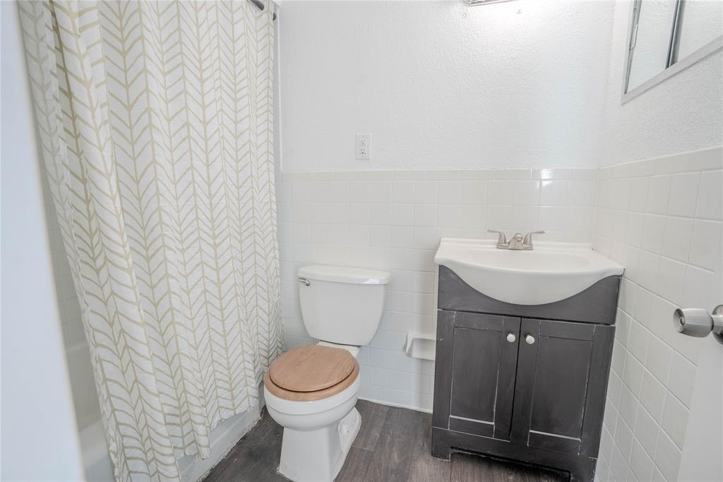 5712 Wentworth Street Property Photo 13