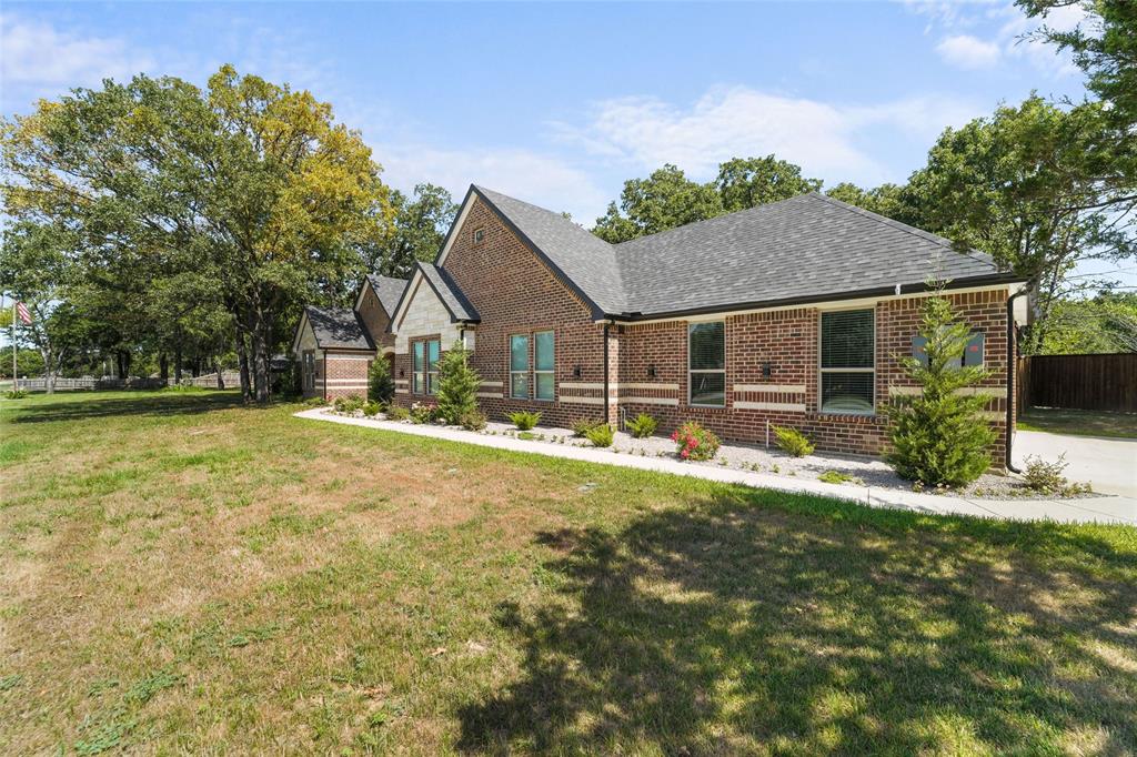 330 Lanier Road Property Photo 2