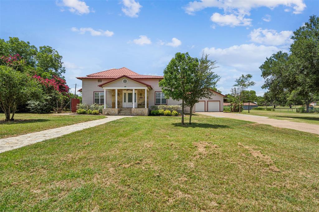836 E Reynosa Avenue Property Photo 1