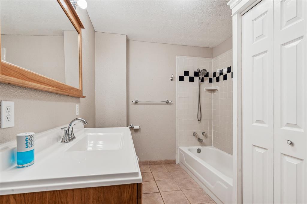 836 E Reynosa Avenue Property Photo 36