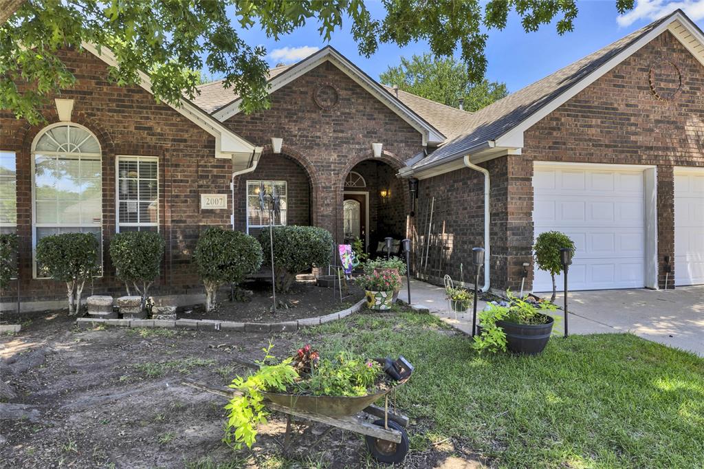 2007 Broadleaf Drive Property Photo 2