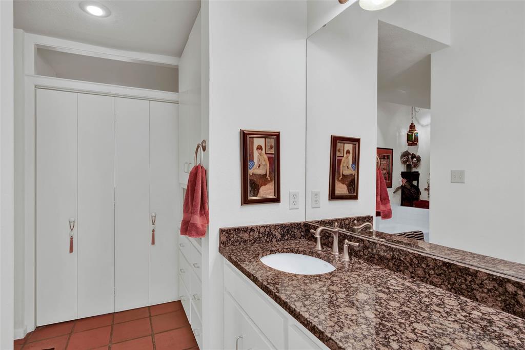 261 Panorama Circle Property Photo 19