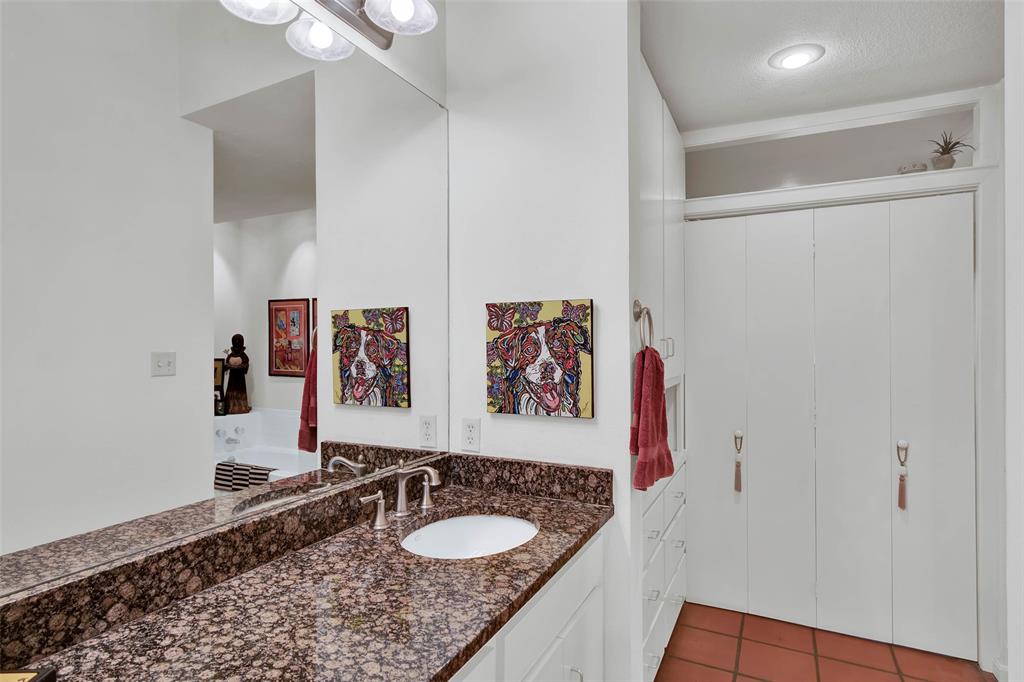 261 Panorama Circle Property Photo 22