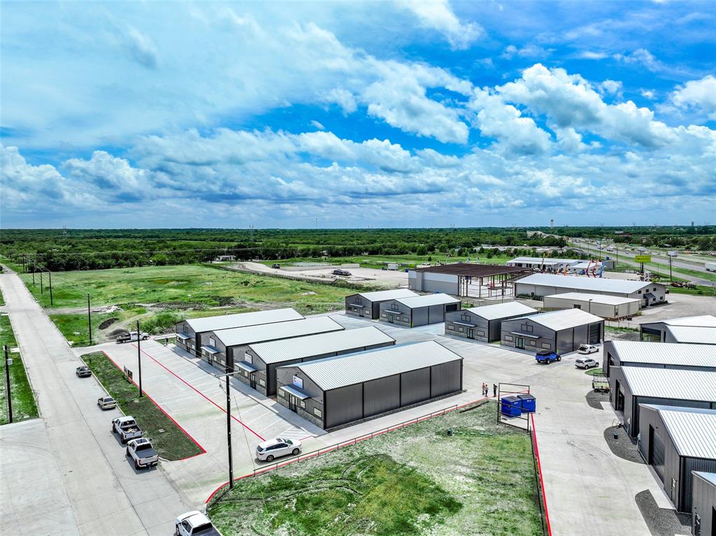 4833 W Interstate 30 Highway Property Photo 17
