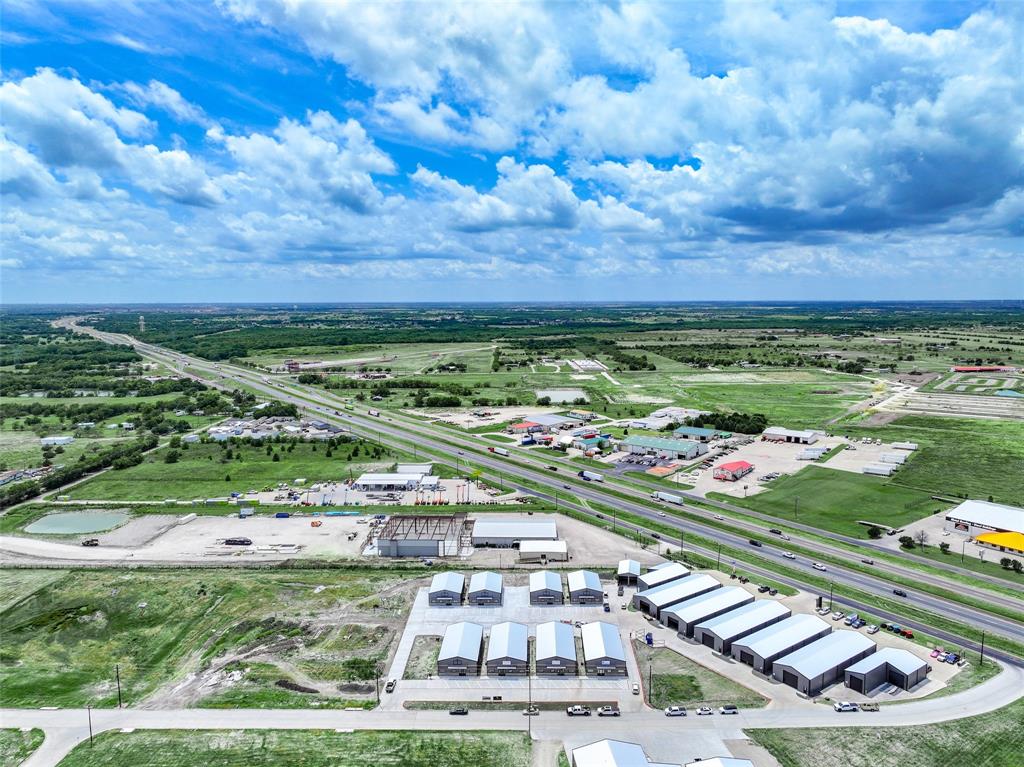 4833 W Interstate 30 Highway Property Photo 18