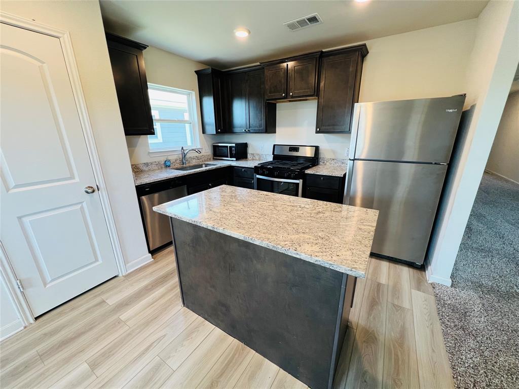 1432 Sunkiss Drive Property Photo 5