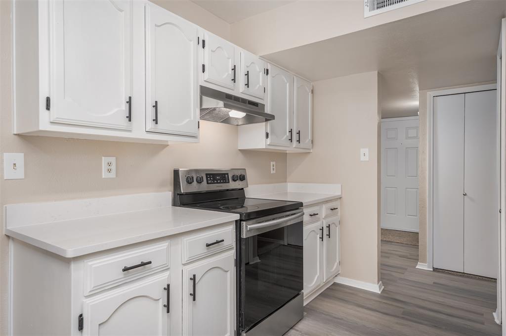 4500 Larner Street Property Photo 18
