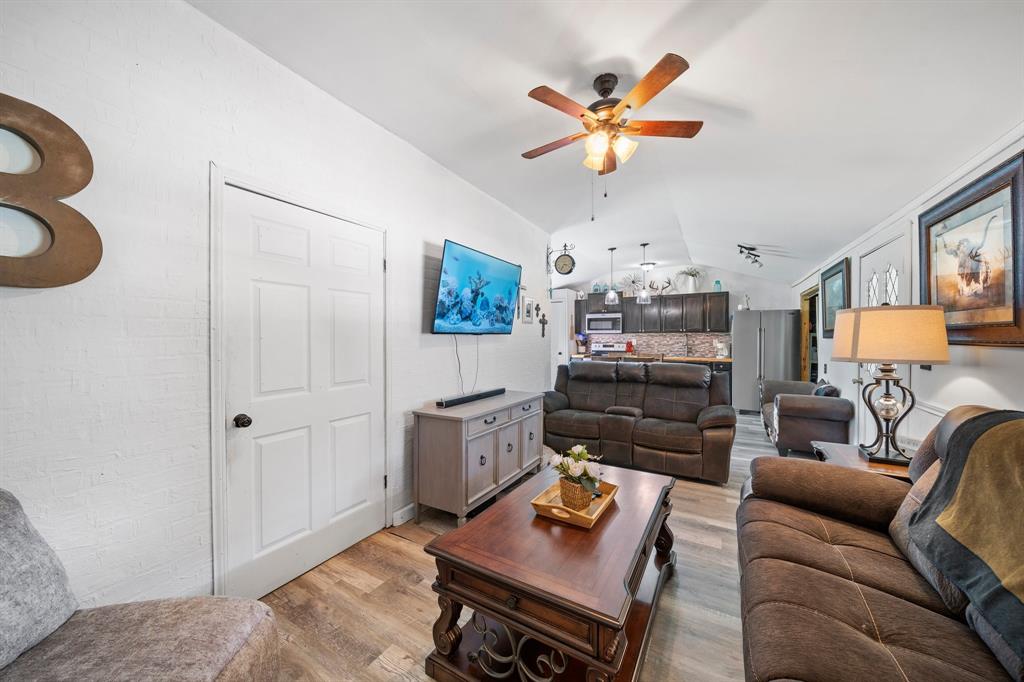 21121 Fm 542 Property Photo 15