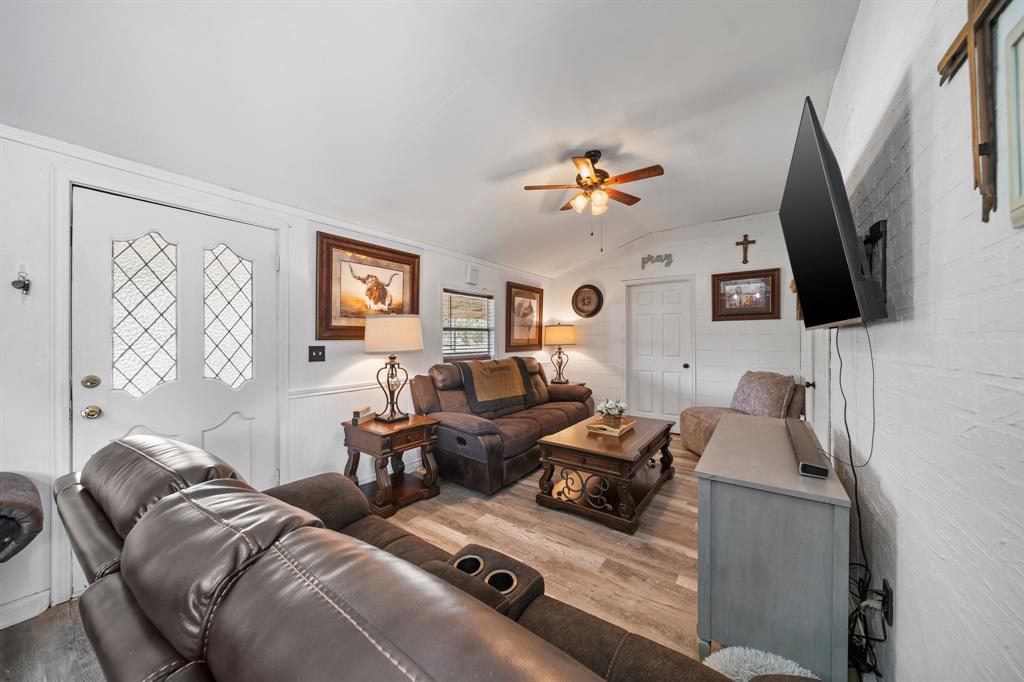 21121 Fm 542 Property Photo 17