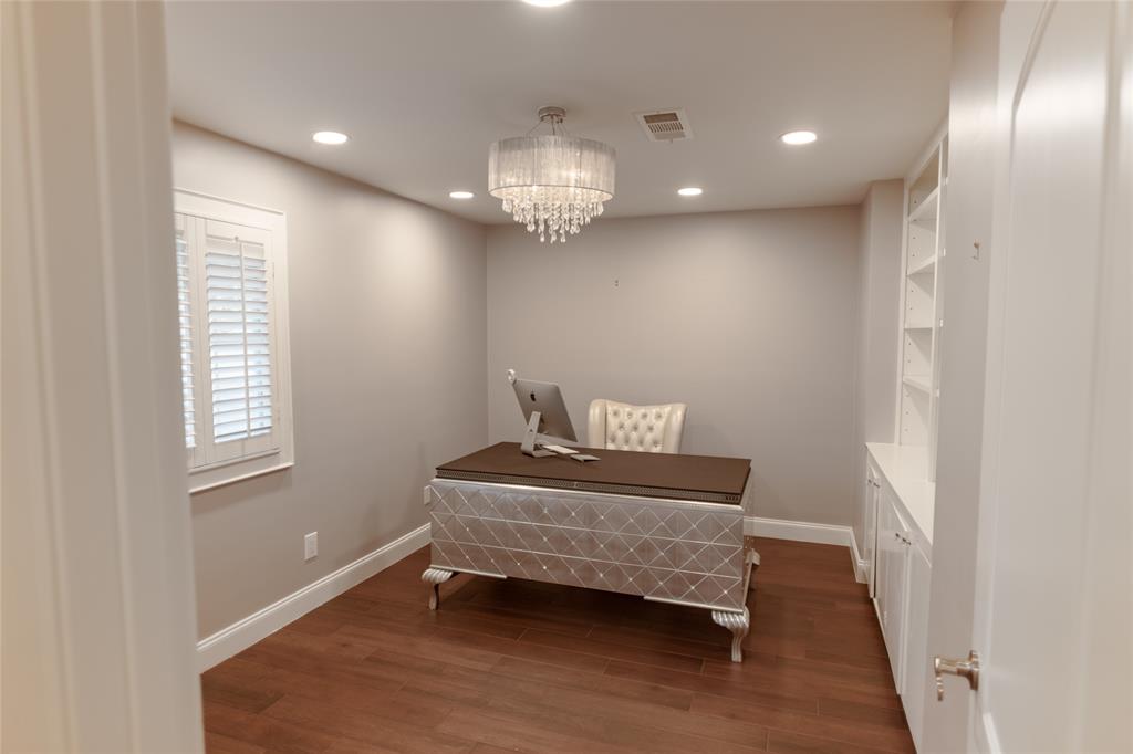 7363 Meadow Oaks Drive Property Photo 23