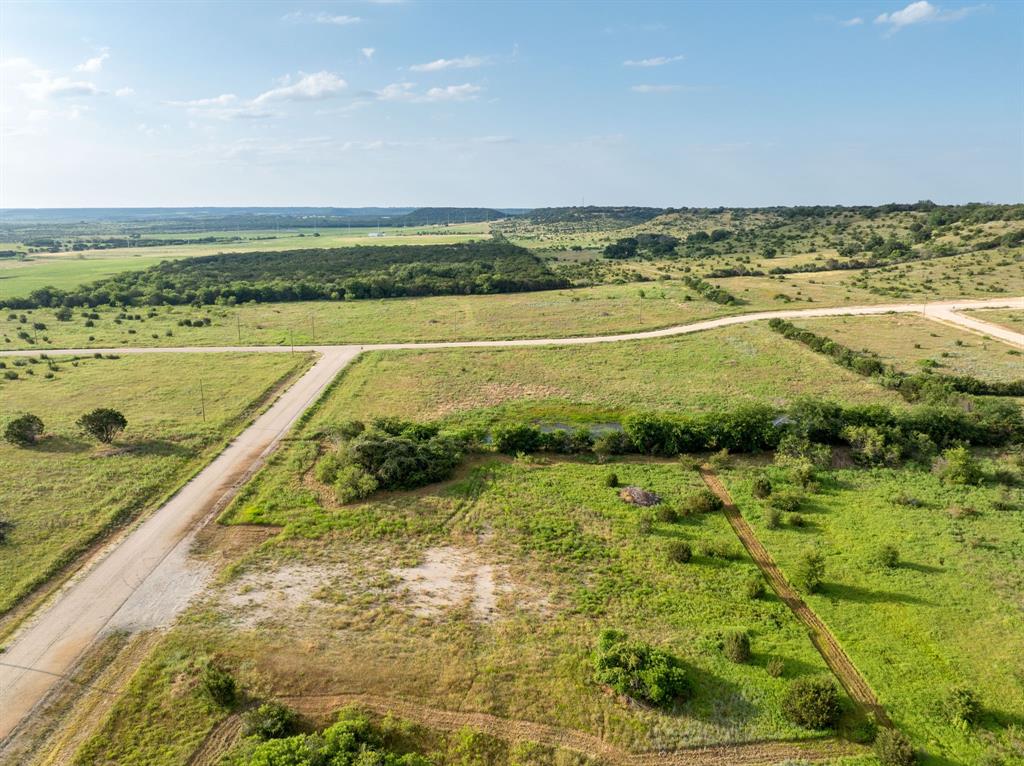 1085 Audrey Valley Lane Property Photo 3