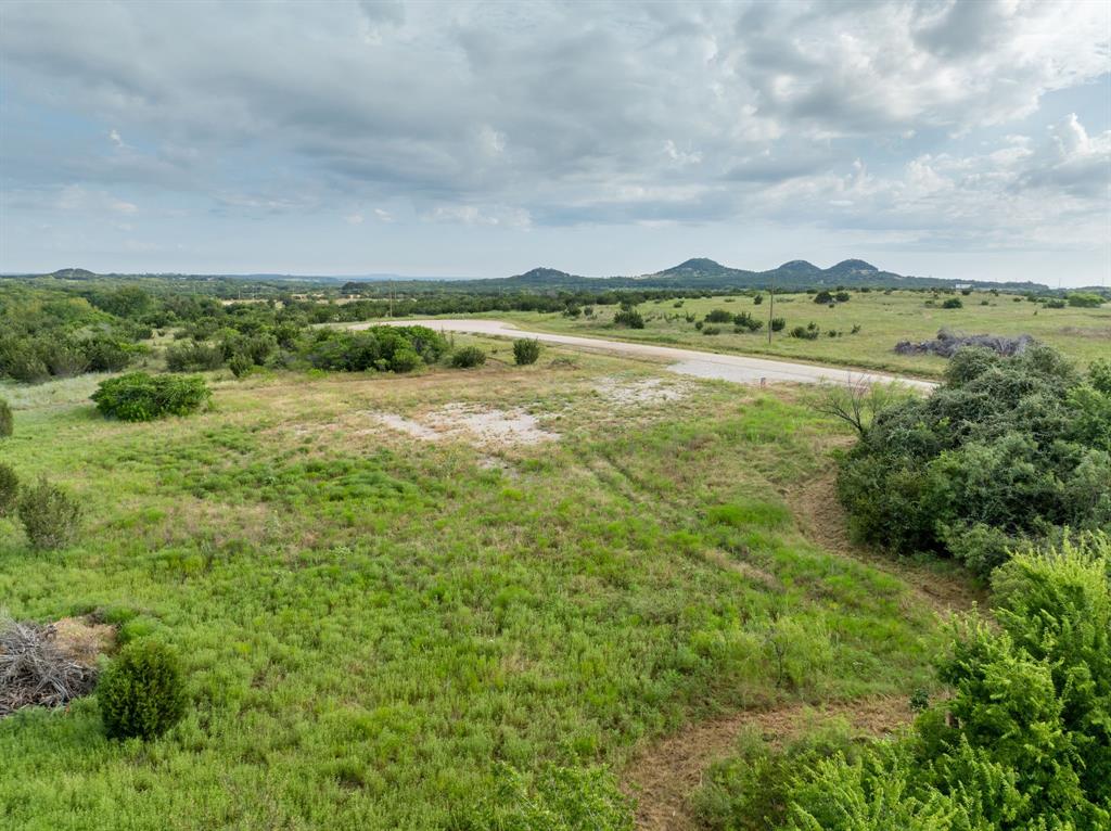 1085 Audrey Valley Lane Property Photo 12