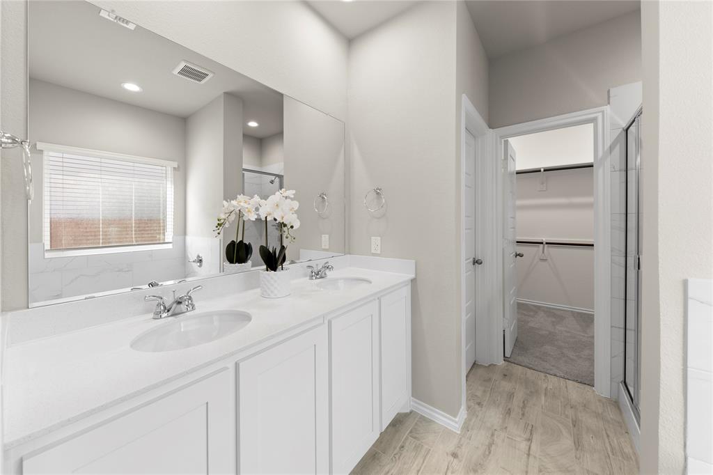 3658 Hometown Boulevard Property Photo 21