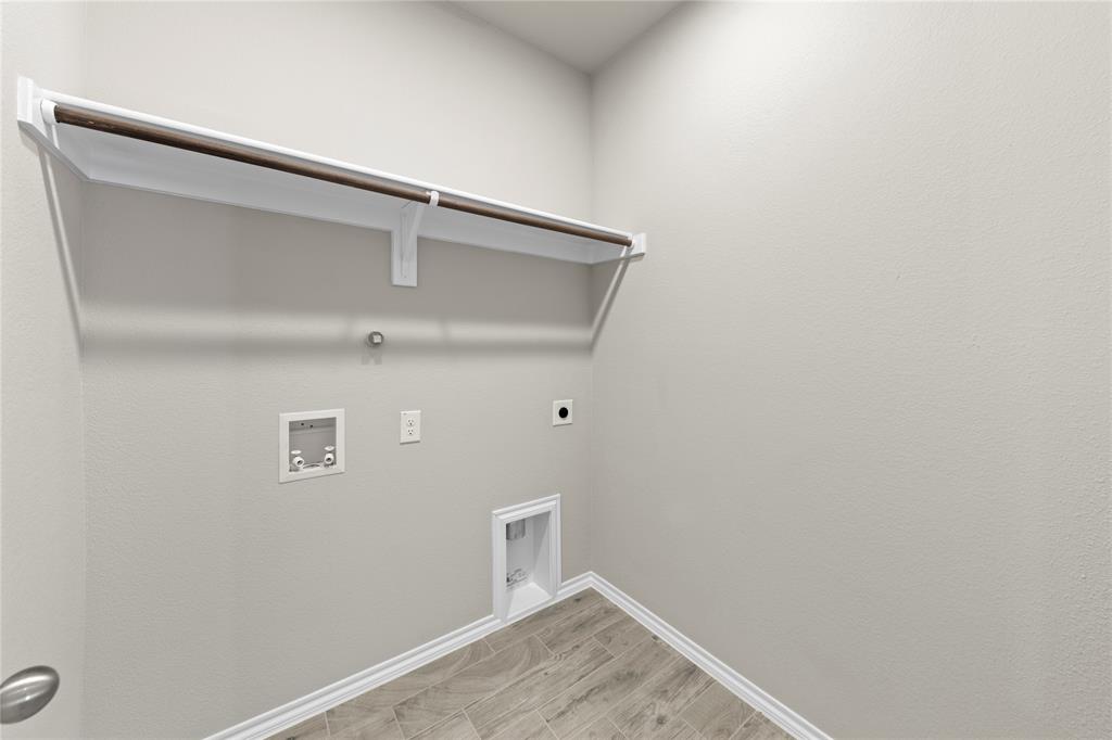3658 Hometown Boulevard Property Photo 25