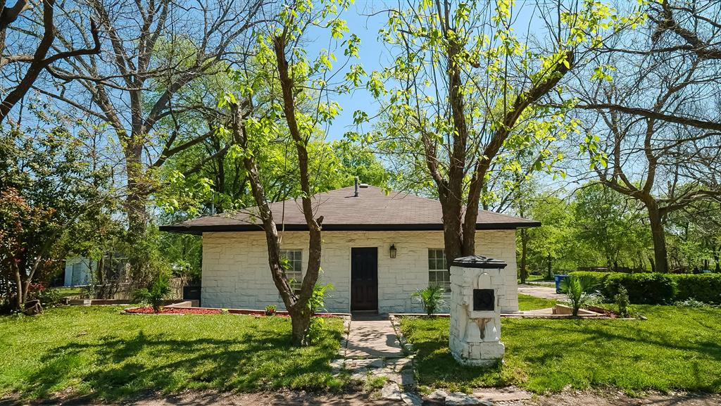 202 Woodard Street Property Photo 2
