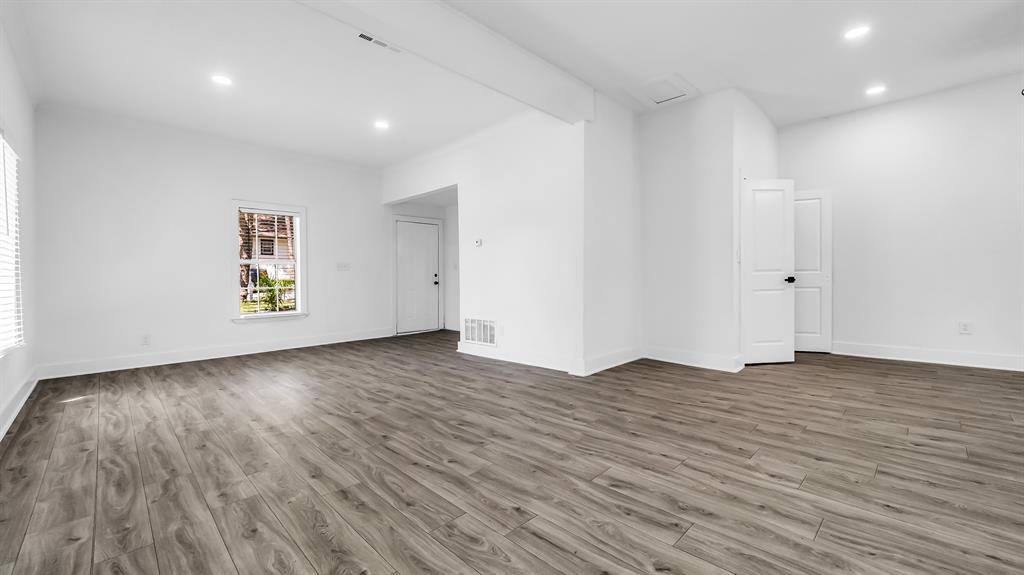 202 Woodard Street Property Photo 5