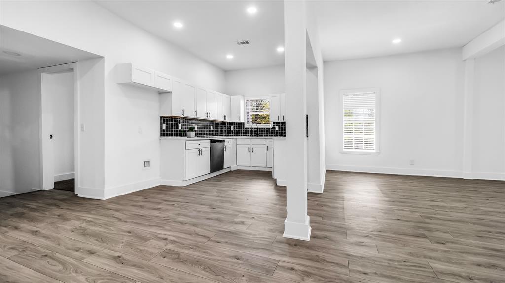 202 Woodard Street Property Photo 8