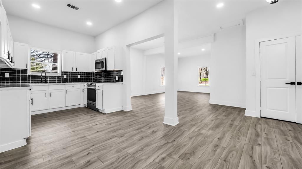 202 Woodard Street Property Photo 9