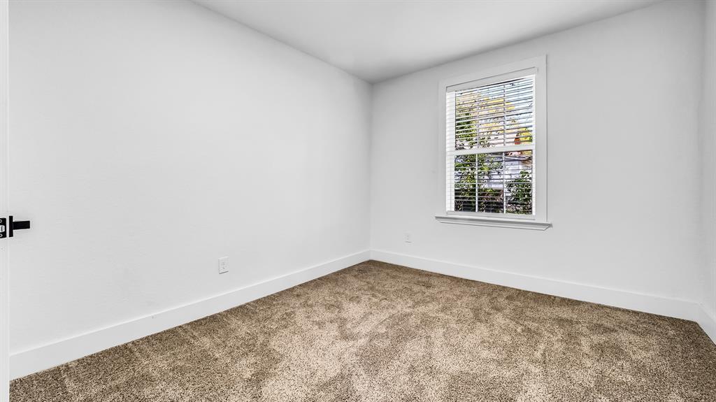 202 Woodard Street Property Photo 14