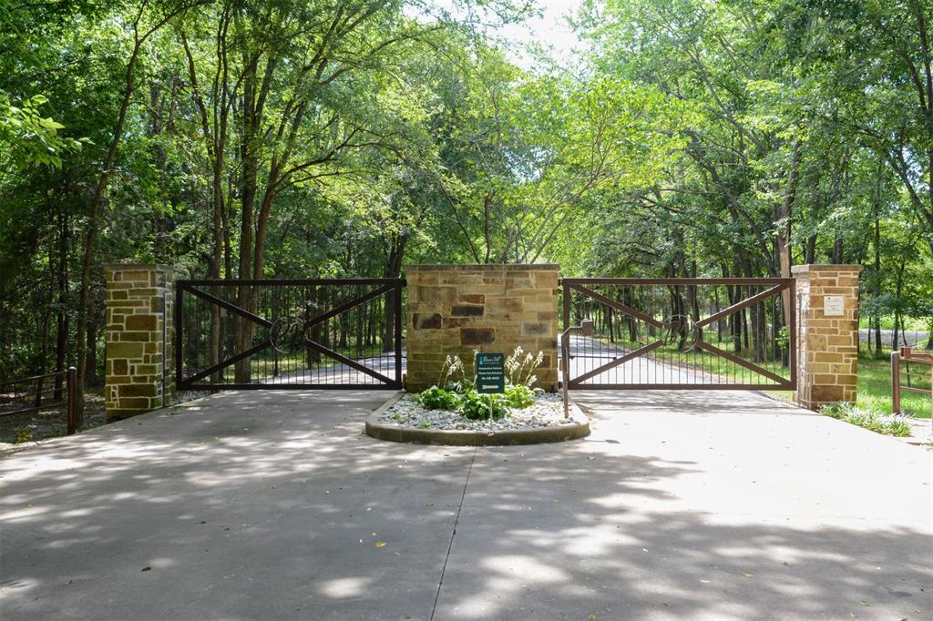 120 Summit Drive Property Photo 8