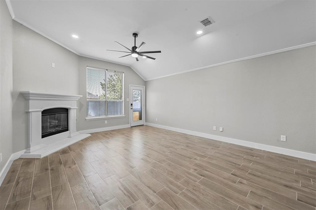 2667 Lake Ridge Drive Property Photo 10