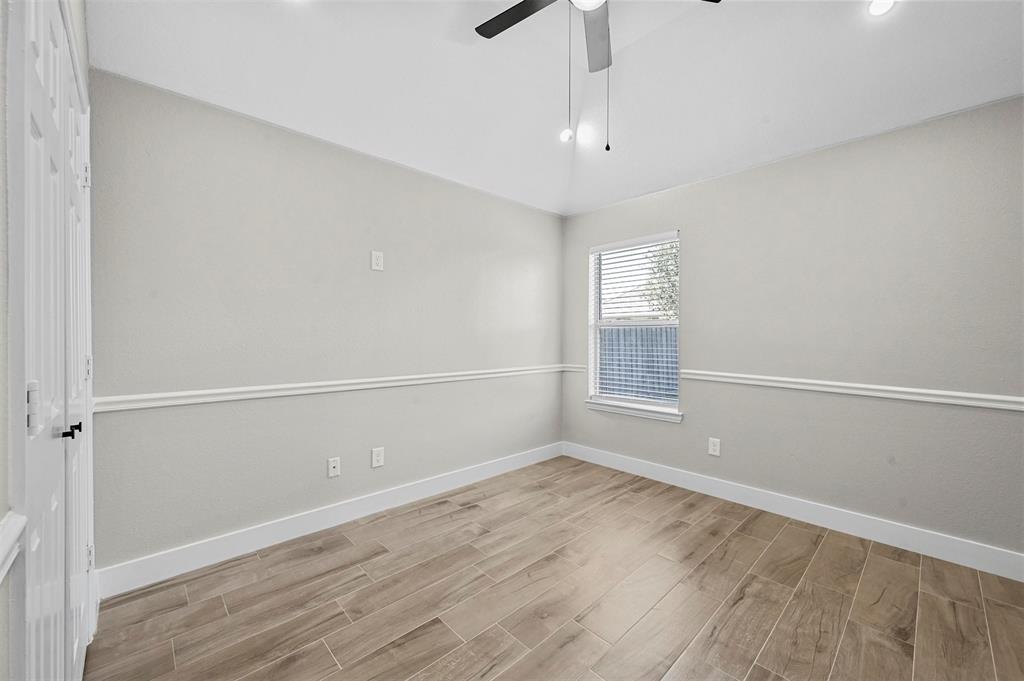 2667 Lake Ridge Drive Property Photo 13