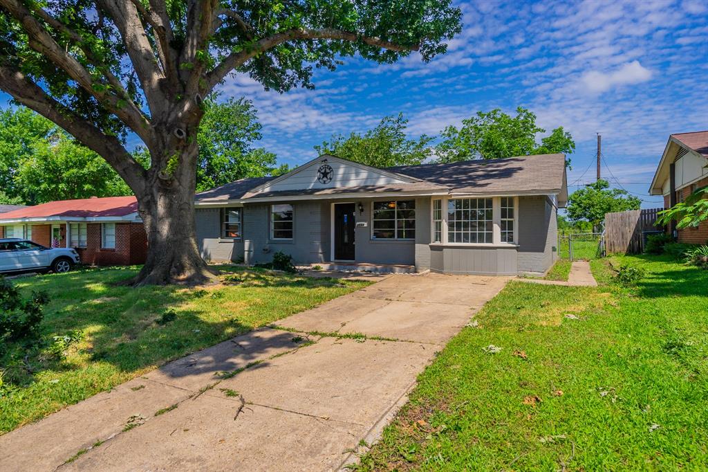 2533 Vickie Street Property Photo