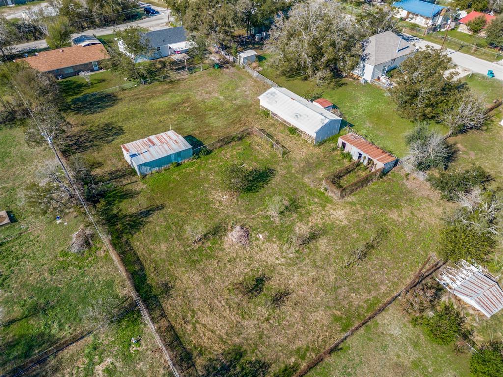455 S Lennox Street Property Photo 27