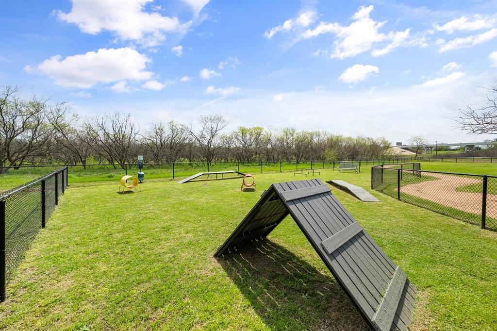 3608 William Court Property Photo 38