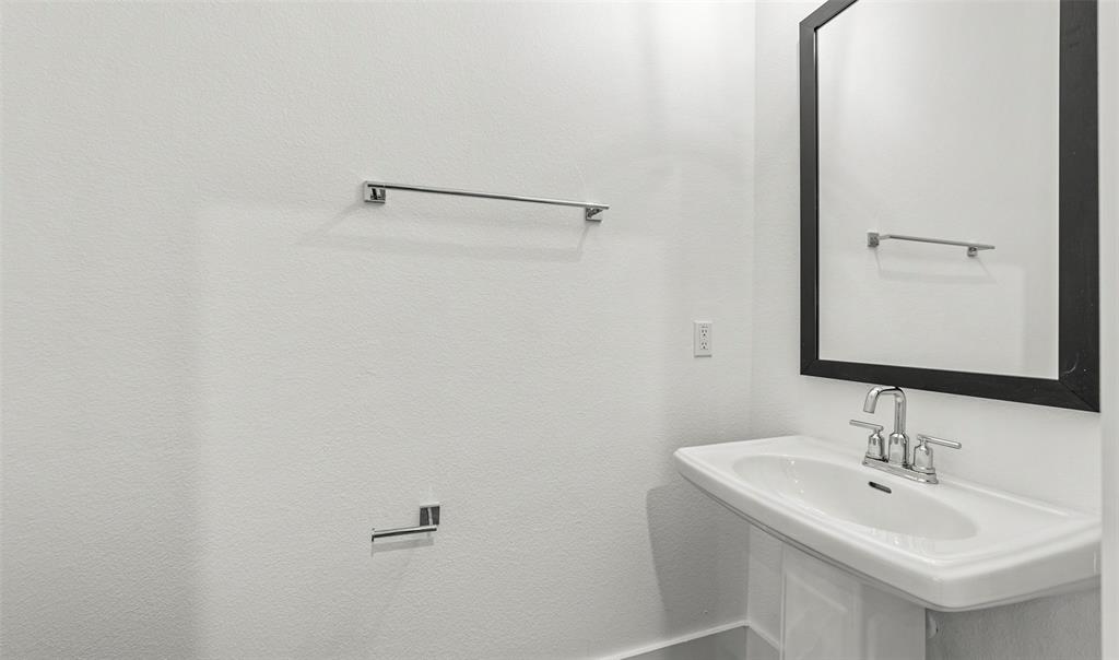 1407 Potenza Road Property Photo 23
