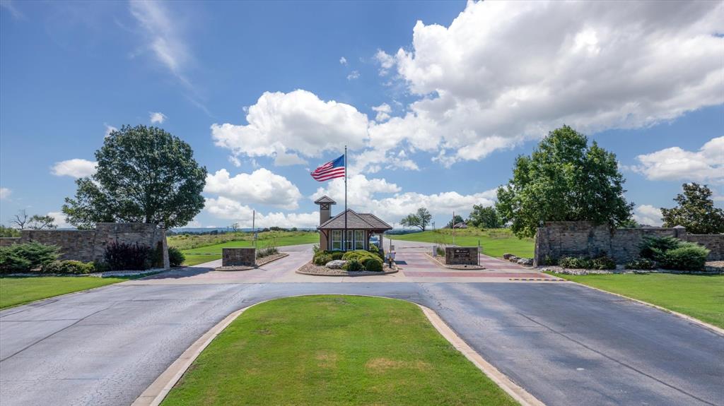 7308 Castle Royle Court Property Photo 32