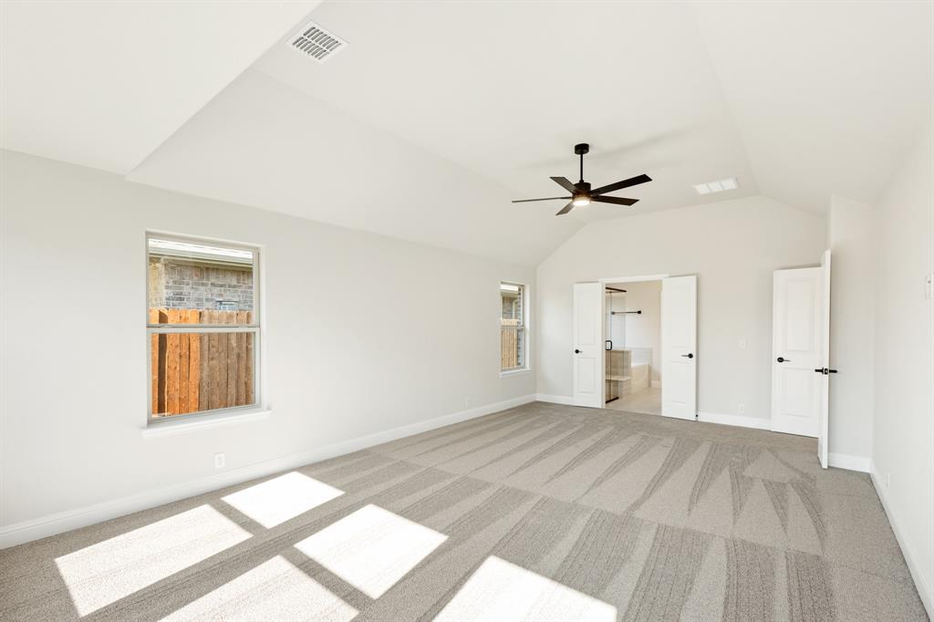 5301 Bardwell Drive Property Photo 25